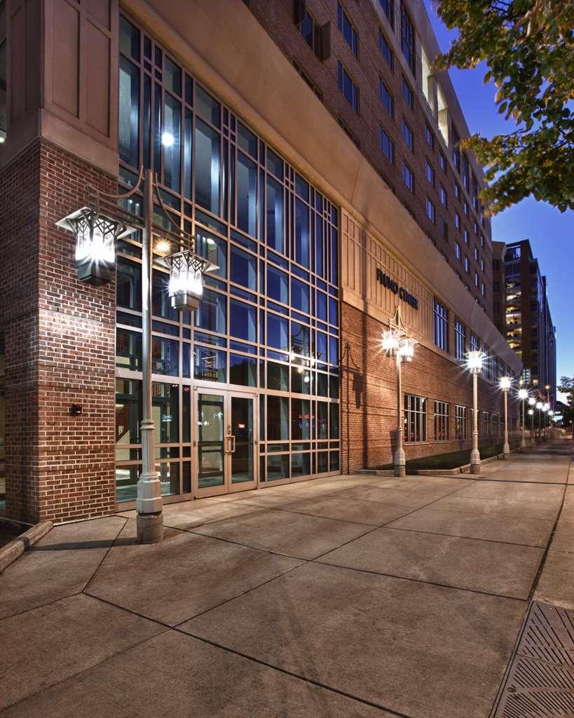 Hotel Fluno Center Madison Exteriér fotografie